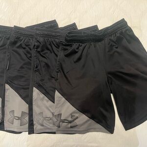 Set (lot) of 4 Under Armour shorts